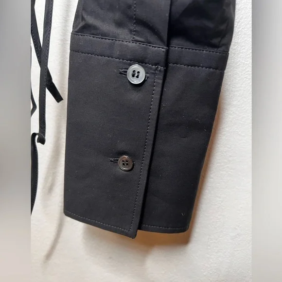 Nensi Dojaka Cold Shoulder Cut Out Cropped Poplin Shirt Size Medium - Picture 5 of 7